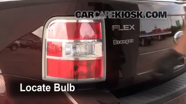 2009 Ford Flex SEL 3.5L V6 Éclairage Feu stop (remplacer ampoule)